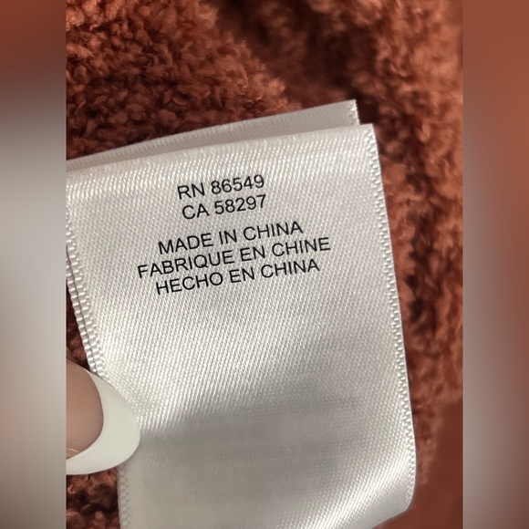 TOMMY BAHAMA Sea Swell Island Soft Ribbed Cardigan Size Medium - Picture 7 of 10